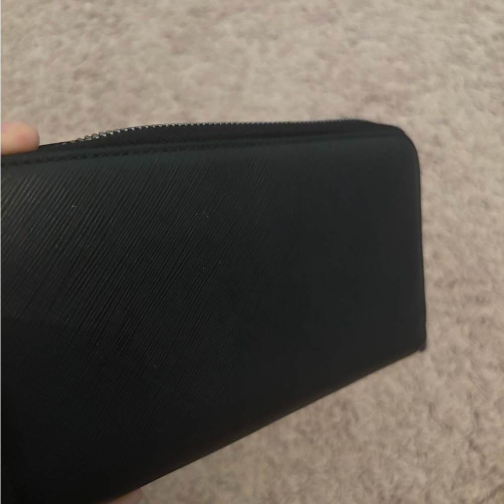 Salvatore Ferragamo Black Wallet with Silver Accents - Picture 9 of 9